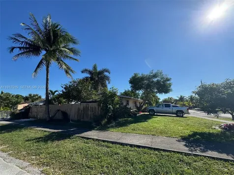 2200 SW 42nd Avenue Fort Lauderdale FL 33317