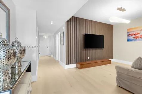 3340 NE 190th Street Aventura FL 33180