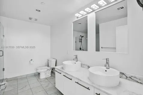888 Biscayne Boulevard Miami FL 33132