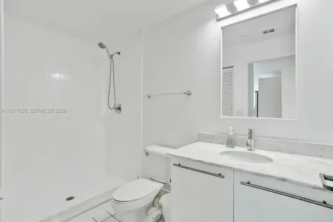 888 Biscayne Boulevard Miami FL 33132
