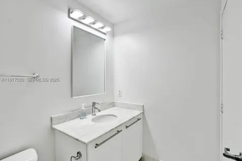 888 Biscayne Boulevard Miami FL 33132