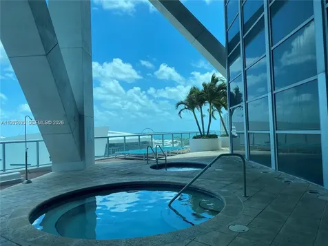 888 Biscayne Boulevard Miami FL 33132