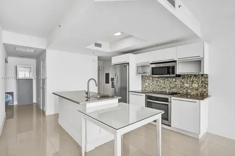 888 Biscayne Boulevard Miami FL 33132