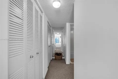 575 Crandon Boulevard Key Biscayne FL 33149