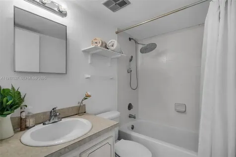 575 Crandon Boulevard Key Biscayne FL 33149