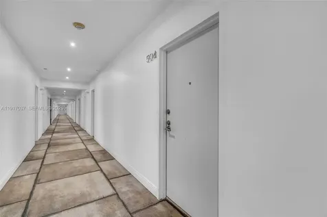 575 Crandon Boulevard Key Biscayne FL 33149