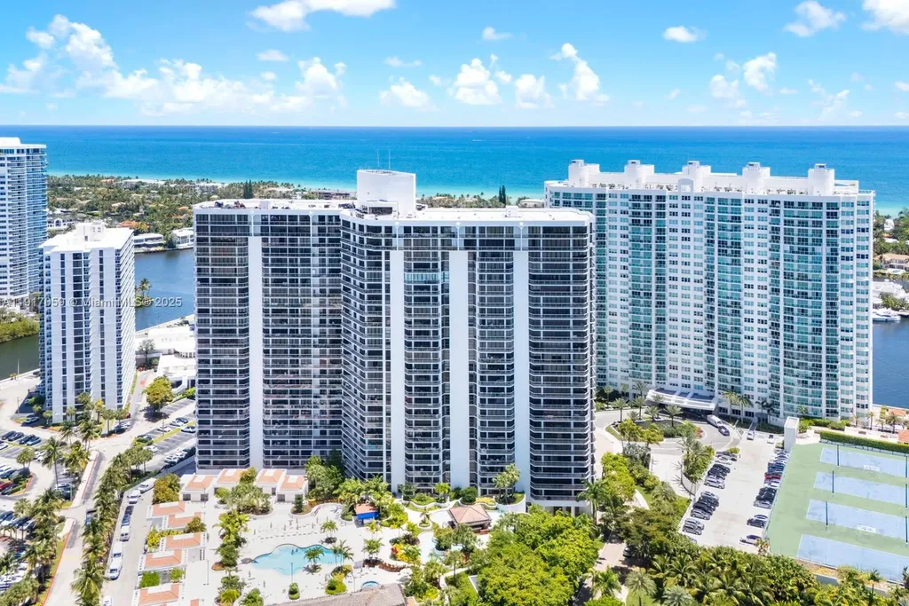 20281 E Country Club Drive Aventura FL 33180