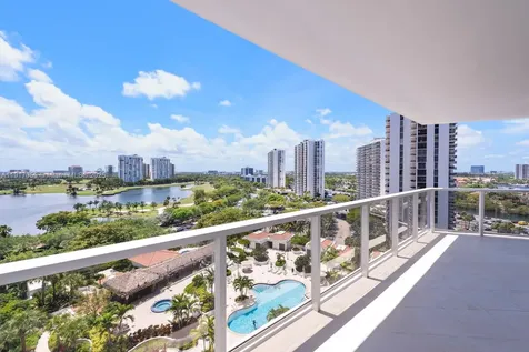 20281 E Country Club Drive Aventura FL 33180