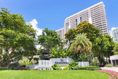 20281 E Country Club Drive Aventura FL 33180