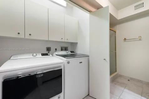 20281 E Country Club Drive Aventura FL 33180