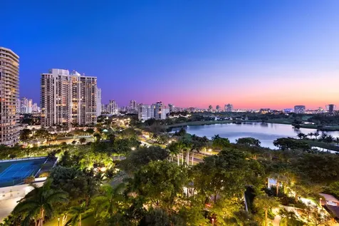 20281 E Country Club Drive Aventura FL 33180