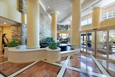 20281 E Country Club Drive Aventura FL 33180