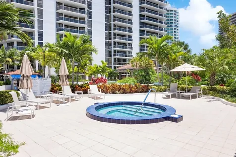 20281 E Country Club Drive Aventura FL 33180