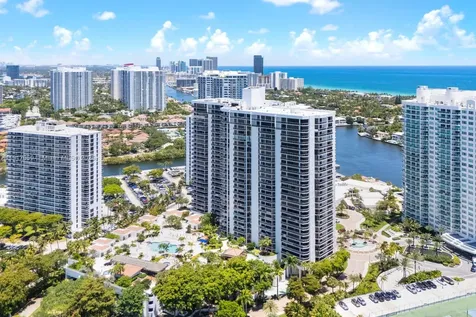 20281 E Country Club Drive Aventura FL 33180