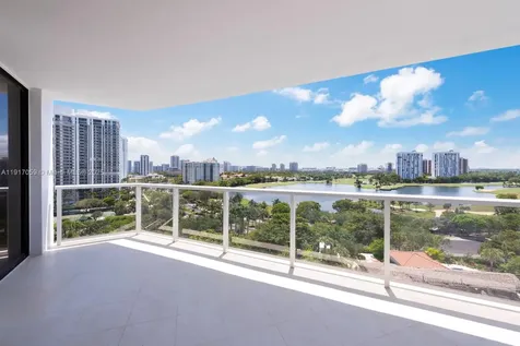 20281 E Country Club Drive Aventura FL 33180