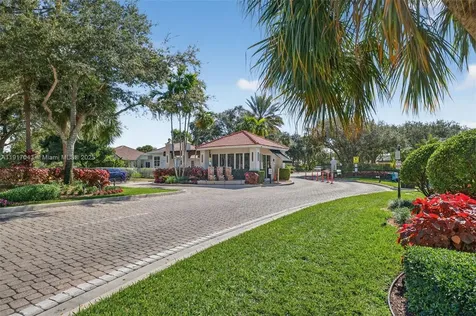 4123 W Lake Estates Drive Davie FL 33328