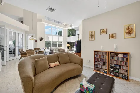 4123 W Lake Estates Drive Davie FL 33328