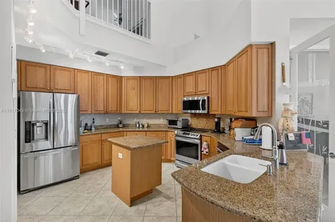 4123 W Lake Estates Drive Davie FL 33328