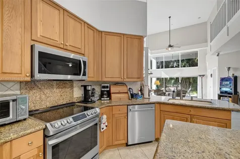 4123 W Lake Estates Drive Davie FL 33328