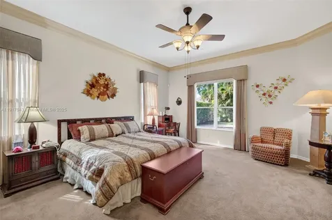 4123 W Lake Estates Drive Davie FL 33328