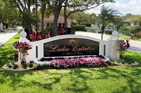 4123 W Lake Estates Drive Davie FL 33328