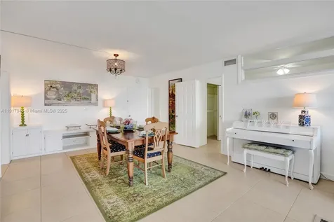 5005 Collins Avenue Miami Beach FL 33140