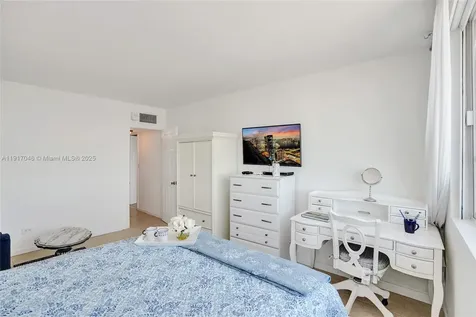 5005 Collins Avenue Miami Beach FL 33140