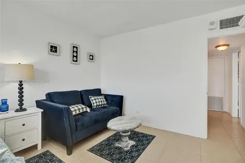 5005 Collins Avenue Miami Beach FL 33140