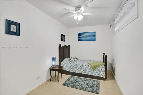 5005 Collins Avenue Miami Beach FL 33140
