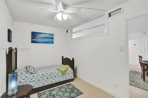 5005 Collins Avenue Miami Beach FL 33140