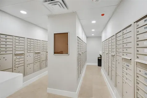 5005 Collins Avenue Miami Beach FL 33140