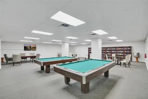 5005 Collins Avenue Miami Beach FL 33140