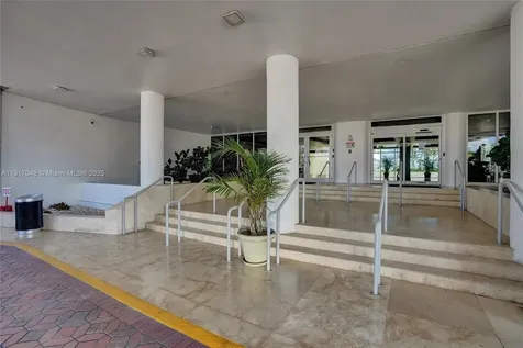 5005 Collins Avenue Miami Beach FL 33140