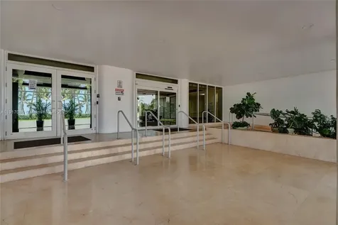 5005 Collins Avenue Miami Beach FL 33140