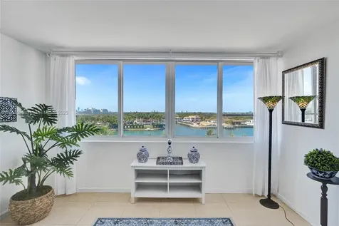 5005 Collins Avenue Miami Beach FL 33140