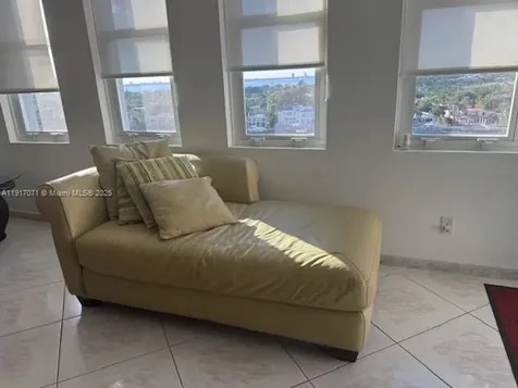 5401 Collins Avenue Miami Beach FL 33140