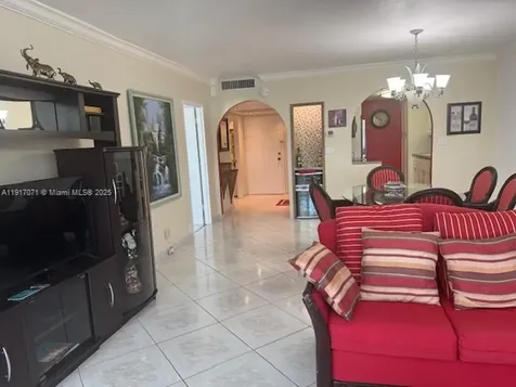 5401 Collins Avenue Miami Beach FL 33140