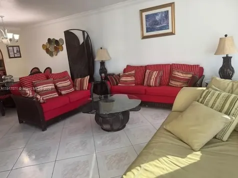 5401 Collins Avenue Miami Beach FL 33140