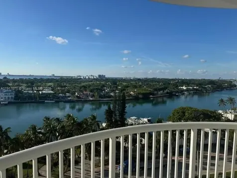 5401 Collins Avenue Miami Beach FL 33140