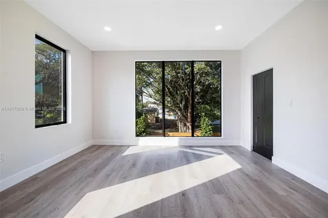 535 NW 52nd Street Miami FL 33127