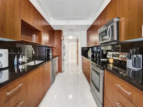 20281 E Country Club Drive Aventura FL 33180