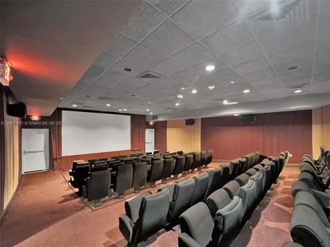 20281 E Country Club Drive Aventura FL 33180