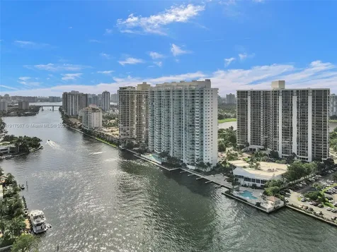 20281 E Country Club Drive Aventura FL 33180