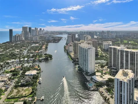 20281 E Country Club Drive Aventura FL 33180