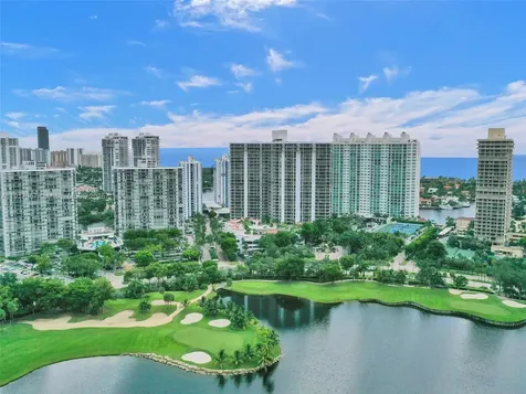 20281 E Country Club Drive Aventura FL 33180
