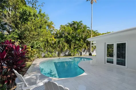 8445 SW 158th Street Palmetto Bay FL 33157