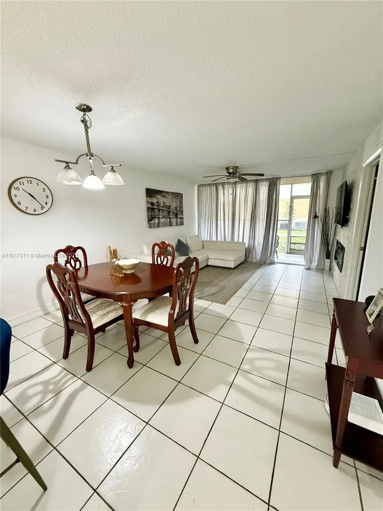 8246 NW 24th Street Coral Springs FL 33065