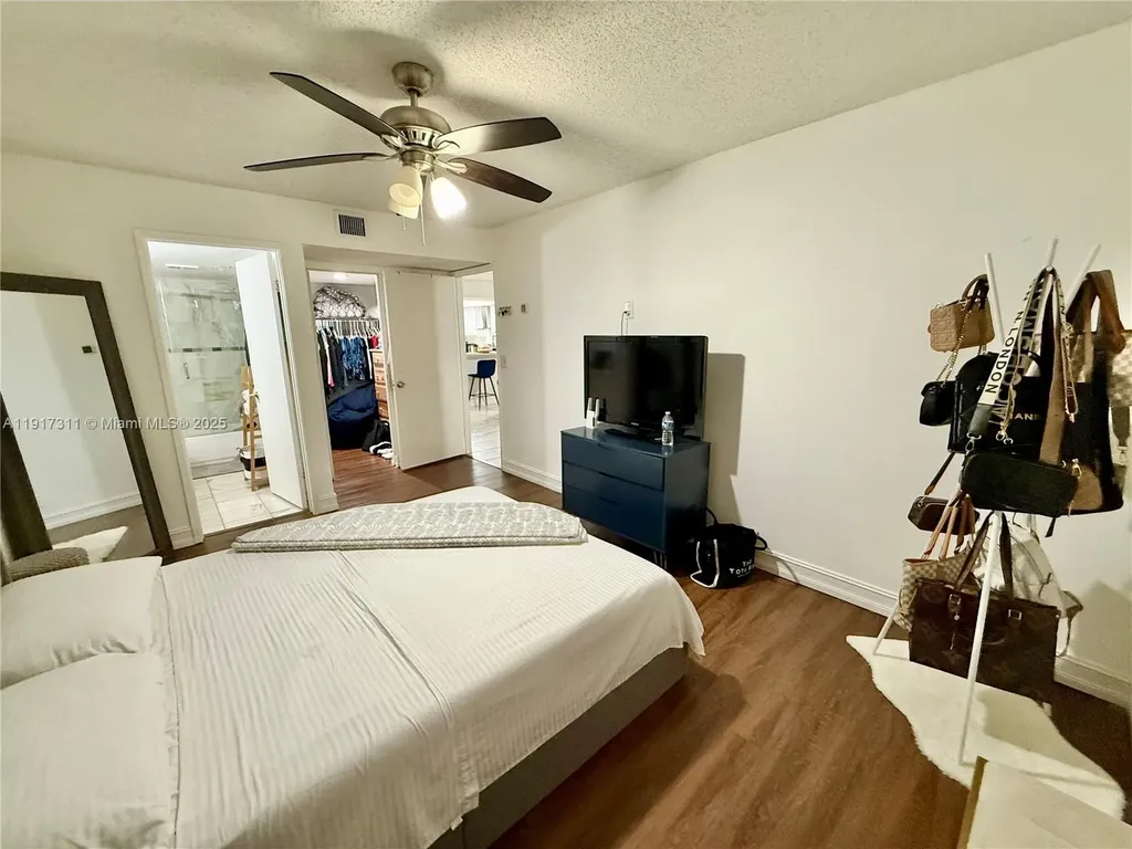 8246 NW 24th Street Coral Springs FL 33065