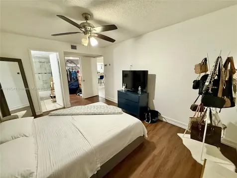 8246 NW 24th Street Coral Springs FL 33065