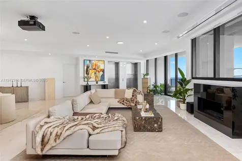18555 Collins Avenue Sunny Isles Beach FL 33160